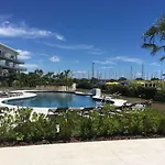 Laguna Palace Apartment *